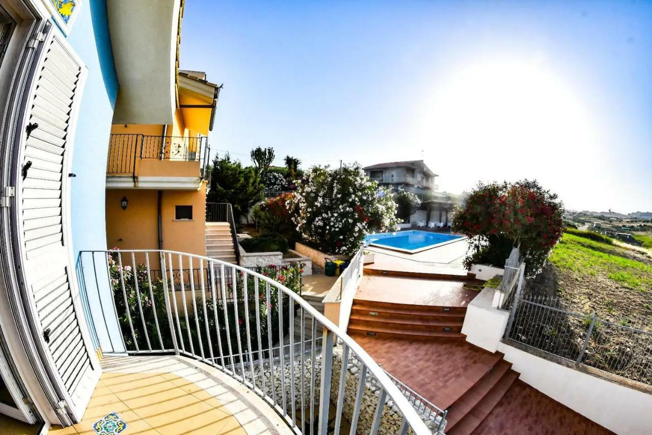 residence scala dei turchi Realmonte Esterno foto